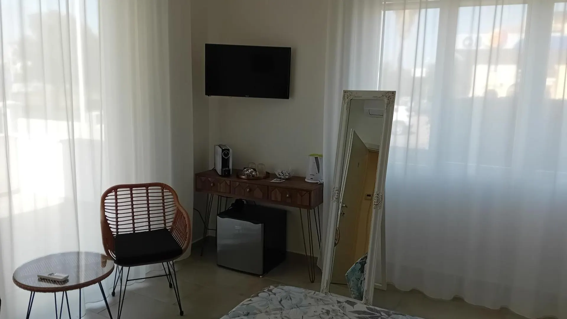 Doctor Guest House 토르톨리